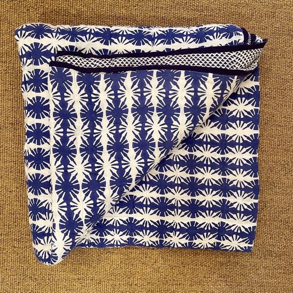 Roberta Roller Rabbit Bedding Roberta Roller Rabbit Queen Quilt Reversible Blue 0 Cotton